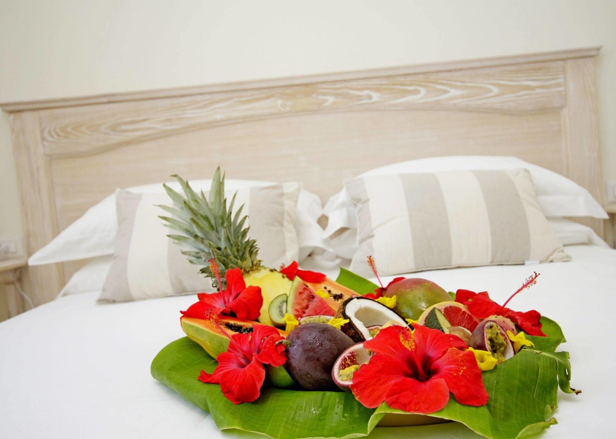 Brezza Marina Luxury Rooms Cagliari Exteriör bild
